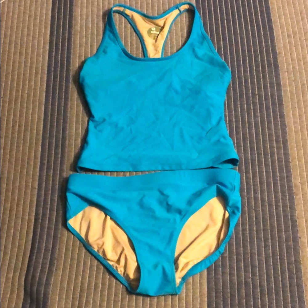 Women’s Ativa 2 Piece Swim Suit